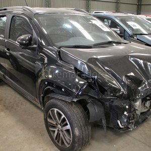 Lote anterior: Camioneta Fiat Strada Volcánico Negra con Daños