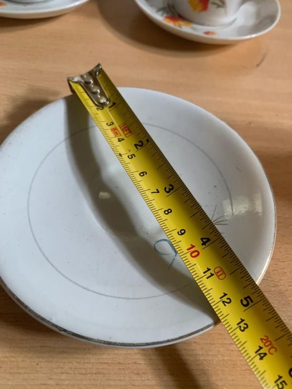 Lote de tazas de café con platillos y taza con agarre metálico - imagen 5