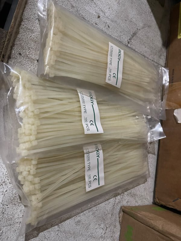 20 Paquetes de Precintos Plásticos Blancos 25 x 200 mm