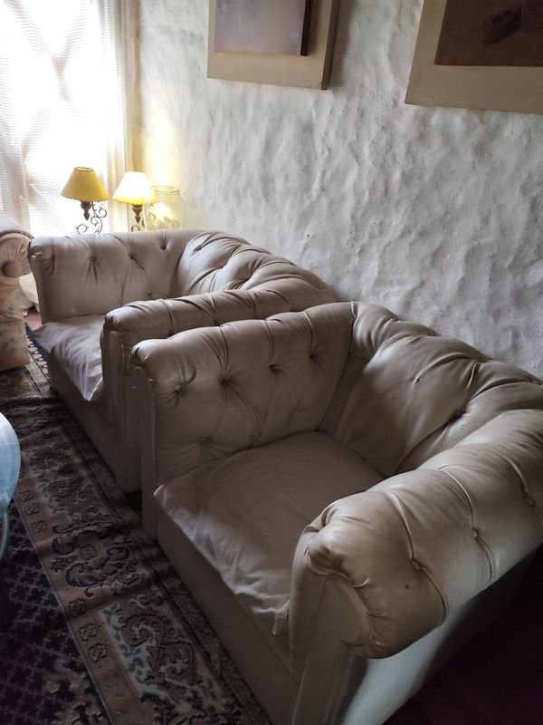 Juego de Living: Sillón de 3 Cuerpos y 2 Individuales