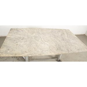 Mesa de Comedor Rectangular con Base Metálica Cromada y Tapa de Mármol - imagen 3