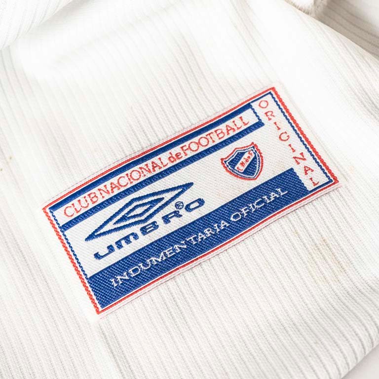 Camiseta de Nacional de utilería marca UMBRO N°13 - imagen 3