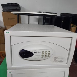 Cofre de Seguridad Digital Safeplace con Puerta Metálica Reforzada - imagen 4