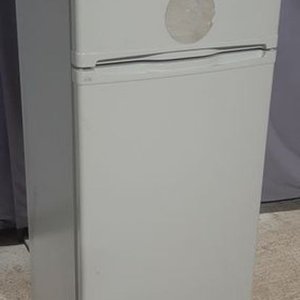 Lote anterior: Heladera Blanca con Freezer Eldom
