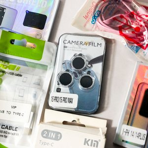 Lote de 30 Accesorios para iPhone 15: Protectores, Cargadores y Auriculares - imagen 4