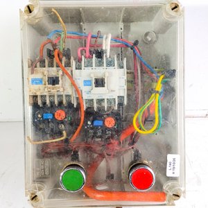 Tablero Eléctrico, Terrajas, Pinza y Gato Tijera - imagen 8