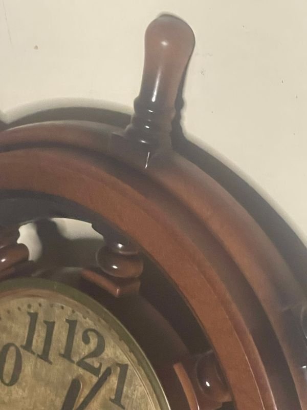 Reloj en forma de timón antiguo con cadena y cuentas - imagen 4
