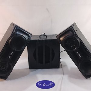 Lote siguiente: Parlantes Sony y Subwoofer Negro