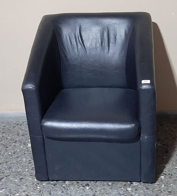 Sillón Negro de Cuero Ecológico