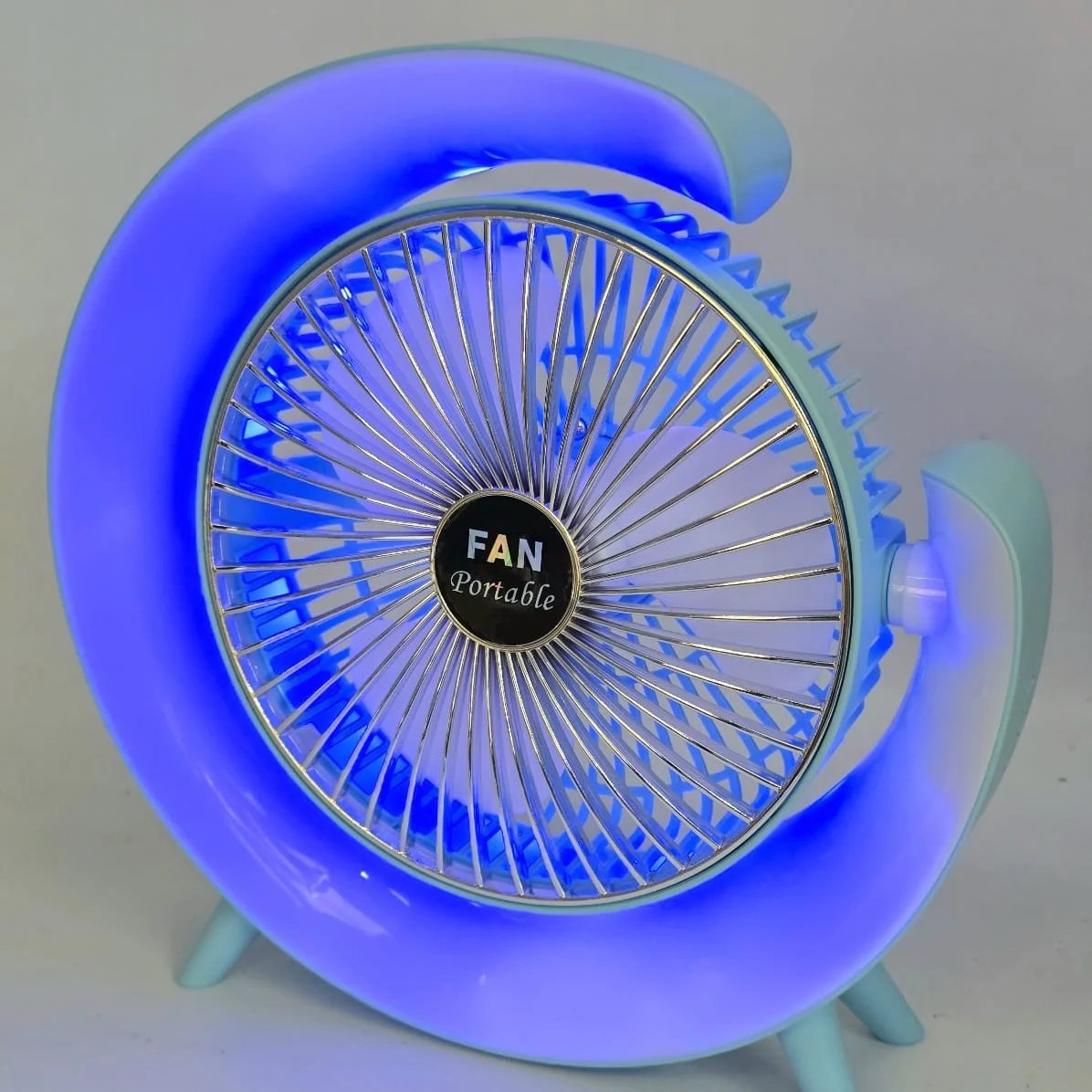 Ventilador portátil con iluminación y funciones adicionales - imagen 12