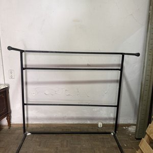 Estructura Metálica Negra para Exhibición o Soporte - imagen 4