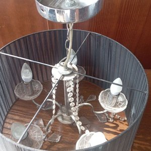 Lote anterior: Candelabro de techo con diseño de piedritas y lamparillas