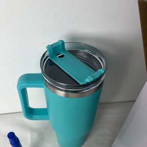 Vaso Térmico Turquesa de 1200 ml con Tapa y Manija - imagen 4