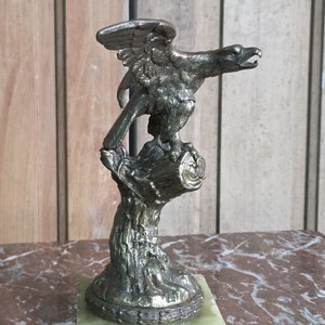 Figura de Águila en Bronce sobre Base de Ónix - imagen 1