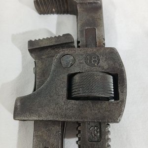 Llave de Caño N° 18 Usada Made in USA - 45cm - imagen 1
