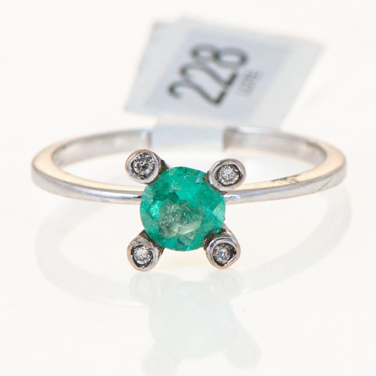 Item 2096929 - Image 0