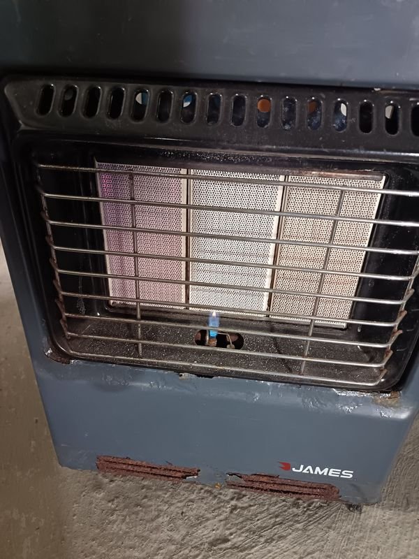Estufa a Gas James Gris Oscuro