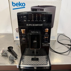 Lote siguiente: Cafetera Automática Beko CEG7425B con Molinillo Integrado