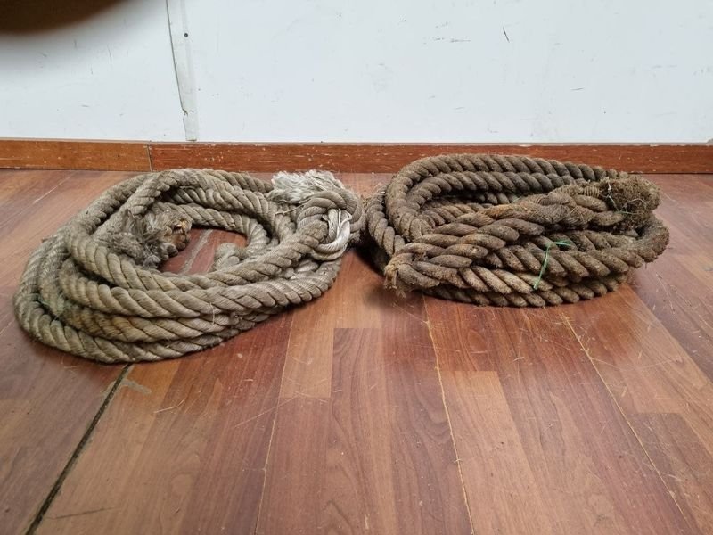 Dos Tramos de Cuerda Rústica de Uso Náutico o Decorativo