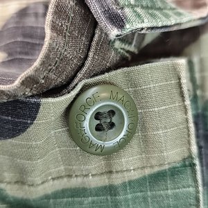 Chaqueta Militar Camuflada MAG FORCE Talle L Aproximado - imagen 3