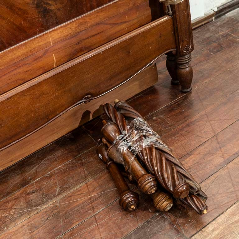 Item 2106827 - Image 1