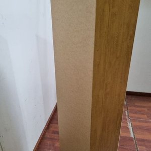 Mueble Auxiliar Blanco y Madera con Puerta y Estantes - imagen 4