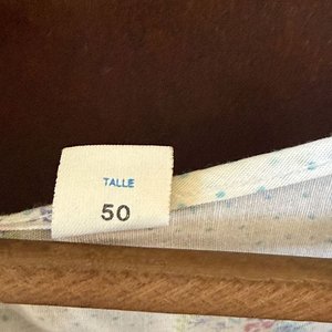 Lote de 3 Prendas: Camisón Estampado, Camisón Satinado Crudo y Blusa de Encaje Blanca - imagen 14