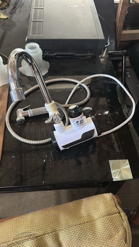 Lote anterior: Calentador de agua de cocina con monoblock control