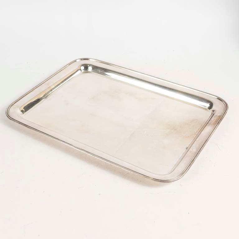 Lote anterior: Bandeja de platina rectangular para decoración