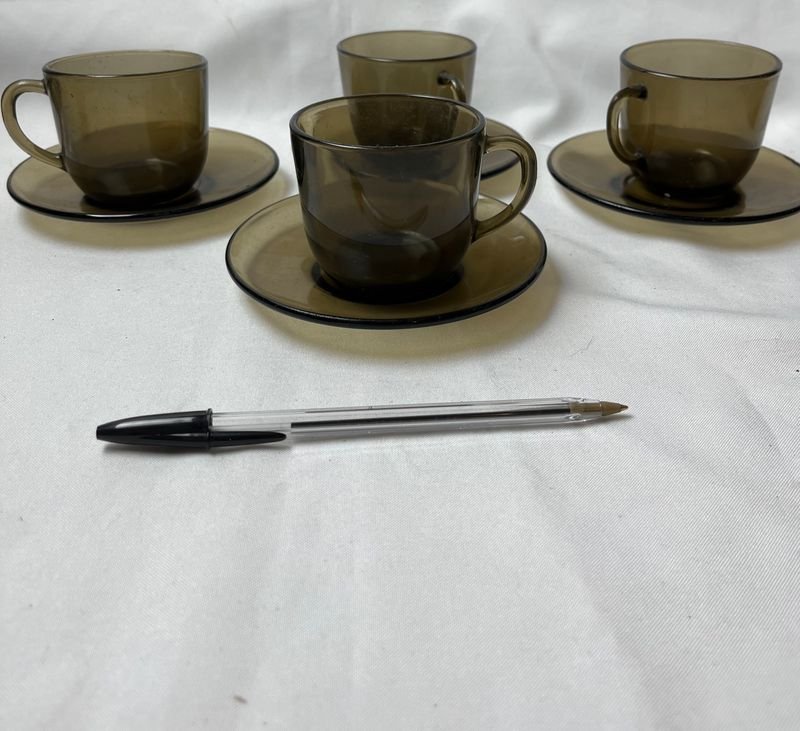 Juego de tazas de café y platos - imagen 3