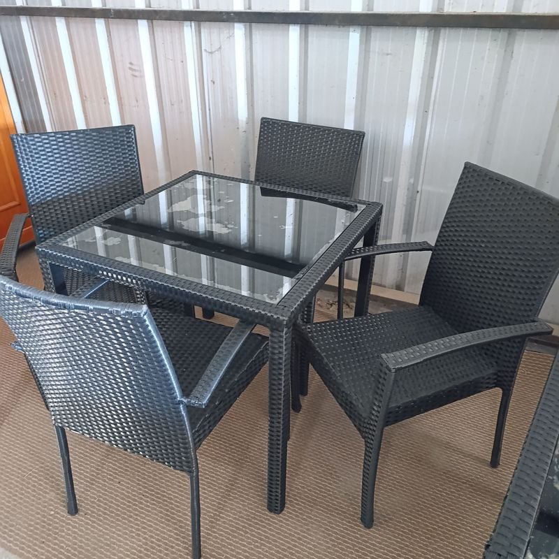 Mueble de Patio con Mesa Cuadrangular y Sillones Apilables - imagen 5