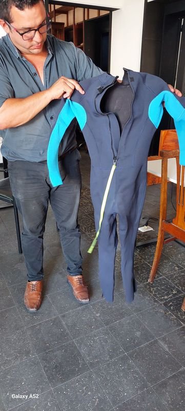 Traje de neopreno para surf igual a nuevo - imagen 6