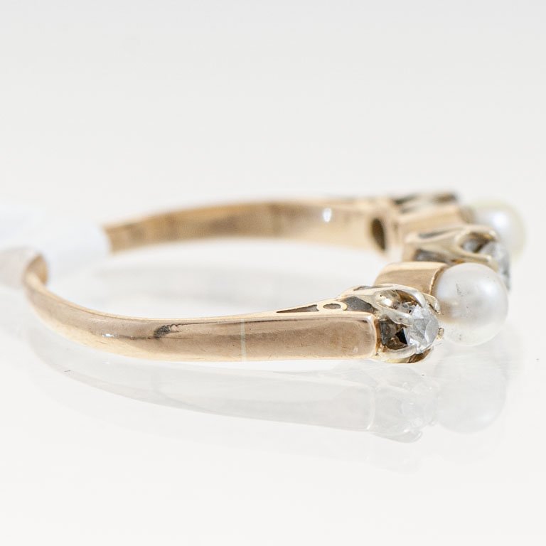 Anillo de oro con perlas y brillantes - imagen 2