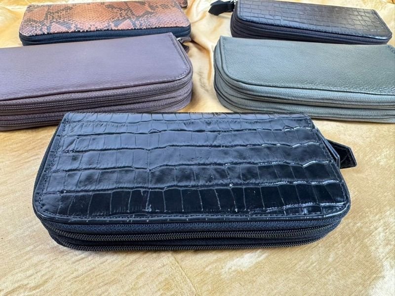 Item 829244 - Image 1