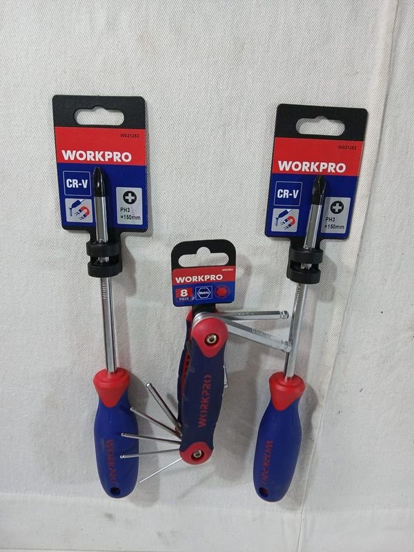 Set de Herramientas Workpro: 2 Destornilladores Phillips y Juego de Llaves Allen