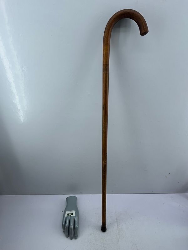 Bastón de Madera Clásico con Empuñadura Curva