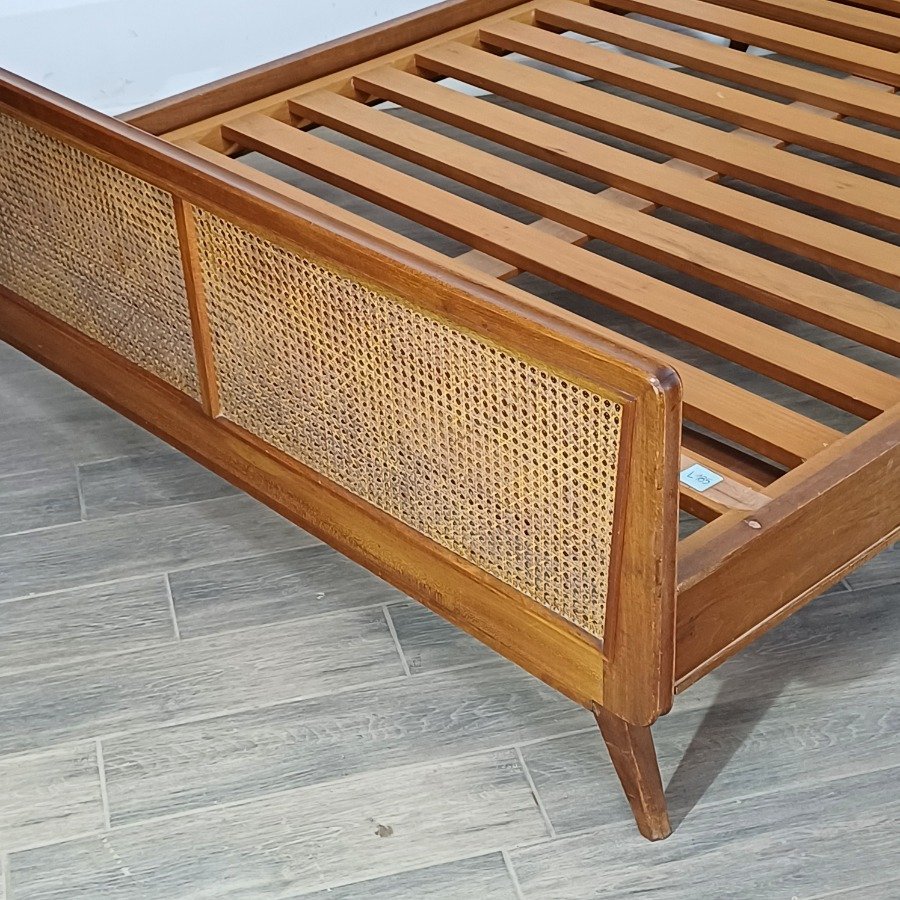 Cama de 2 plazas estilo Mid Century con respaldo y piecera esterillados - imagen 9