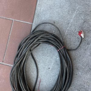 Lote anterior: Cable Eléctrico Enrollado con Enchufe