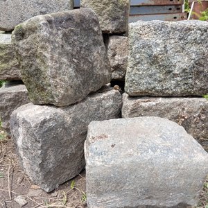 20 Adoquines de Granito Rústico para Construcción o Decoración - imagen 4
