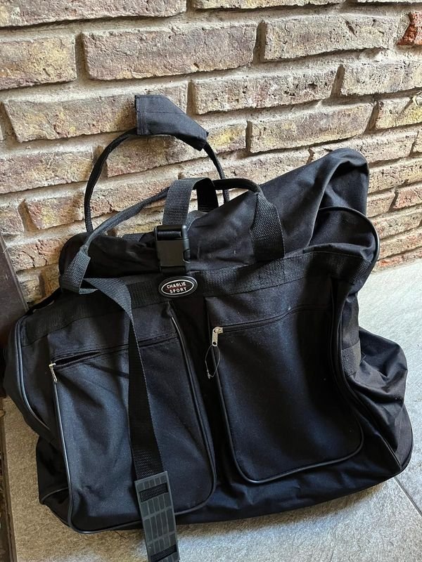 Bolso de Viaje Charlie Sport Negro con Ruedas