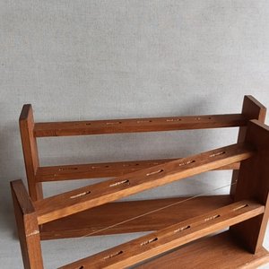 Exhibidores de madera para cuchillos, dos unidades - imagen 1