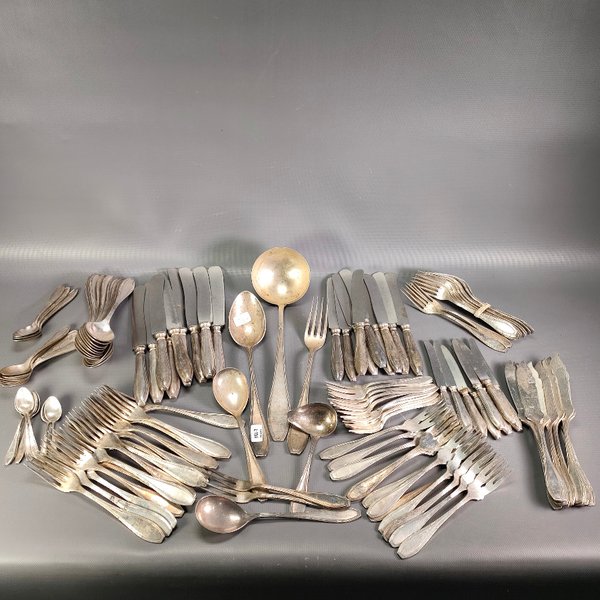 Juego de 122 Cubiertos Antiguos "Józef Fraget" Enchapados en Plata - imagen 1