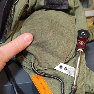 Casco Soviético Presurizado GSH-6 para Vuelos Estratosféricos con Contenedor Original - imagen 14