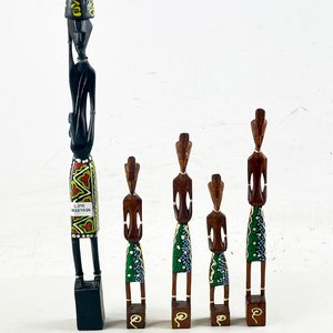 Lote de 5 Figuras Decorativas de Madera Estilo Africano - imagen 1