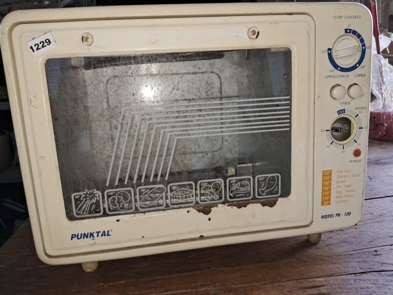 Lote anterior: Horno eléctrico vintage en mal estado