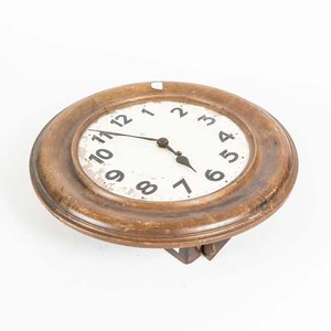 Lote siguiente: Reloj de Pared Redondo Junghans Vintage