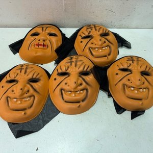 Lote anterior: Set de 5 Máscaras de Halloween Infantiles