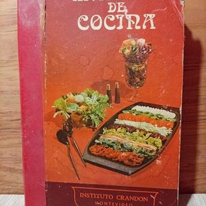 Lote siguiente: Libro de Cocina Instituto Crandon Edición 1975