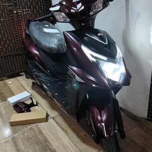 Scooter Eléctrica "Enjoy Sport" con Batería de Litio 48V/800W y Accesorios - imagen 5