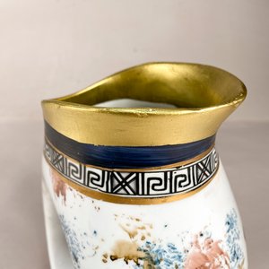 Jarra de Agua con Decorado Estilo Griego y Borde Dorado - imagen 3